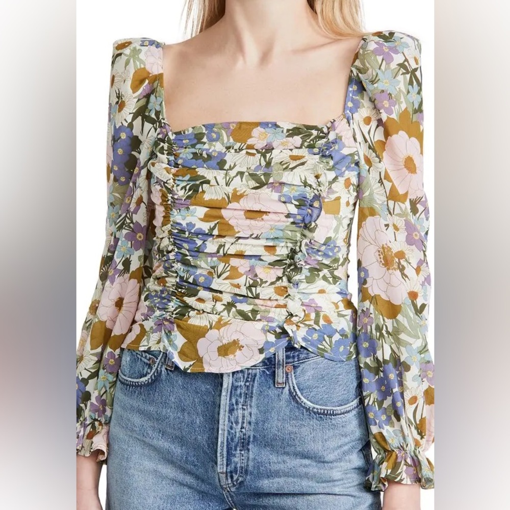 ASTR the Label Tonina Top in off white retro floral